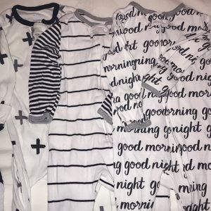 Boys Monochrome Sleeper Set
